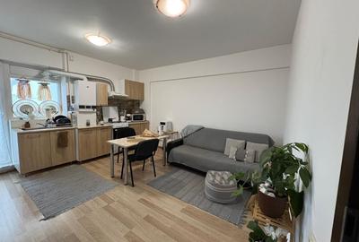 Apartament cu 2 camere decomandat, mobilat în Apărătorii Patriei