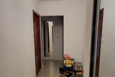Apartament cu 3 camere decomandat în Exterior Vest - 8