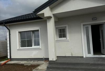 Casa noua stil american - Cernica | 500 mp teren | 3 camere | Curte mare - 2