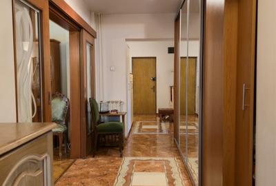 Vanzare Apartament cu 4 Camere Decomandat | 115 MP - Decebal - P-ta Muncii - 9