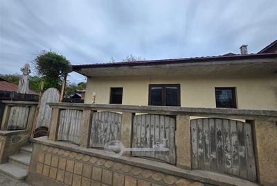 Teren Construcții intravilan de 1353 mp, în Tătărași - 2