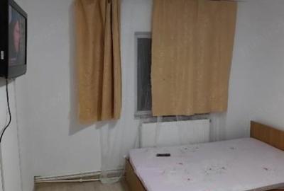 Apartament cu 2 camere decomandat în Km 5 - 2