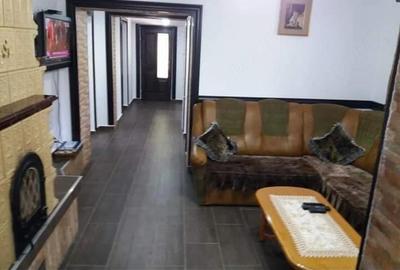 Casă cu 4 camere cu Teren 8195 Mp în Bucea - 5
