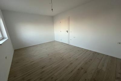 Duplex cu 3 camere cu Canalizare în Sânandrei - 4