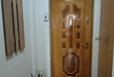 Apartament cu 2 camere nedecomandat în Tătărași