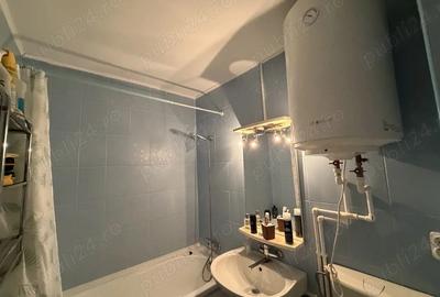 Apartament cu 2 camere semidecomandat în 1 Mai