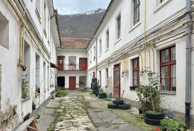 Apartament cu 3 camere in Centrul Istoric al Brasovului - 8