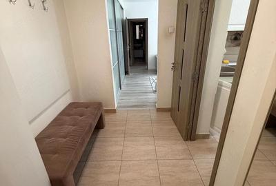 Apartament cu 3 camere semidecomandat în Berceni - 2