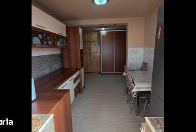 Apartament cu 3 camere decomandat în Rogerius - 3