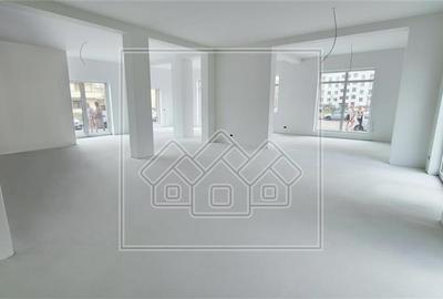 Spațiu comercial, de 620 mp, în Exterior Sud - 2