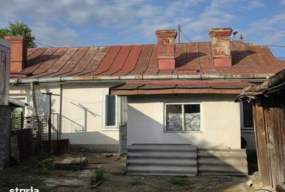 Casă cu 3 camere cu Teren 436 Mp în Central