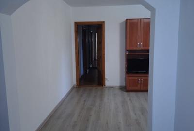 Apartament cu 3 camere semidecomandat, mobilat în Cotroceni - 8