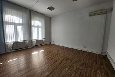Spațiu de birouri de 200 mp de închiriat în zona Central - 3