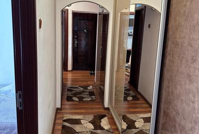 Apartament cu 3 camere decomandat, mobilat în Sărari - 7