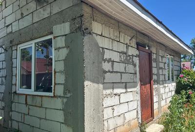 Casă cu 2 camere în Uiești - 3