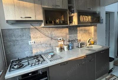 Vanz. Ap. 2 cam. cf.1 semidec. et. 2, supraf. utila 45,50 mp., mob. si util. str.1 decembrie 1918 - 15