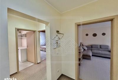 Apartament cu 3 camere decomandat în Terezian - 12