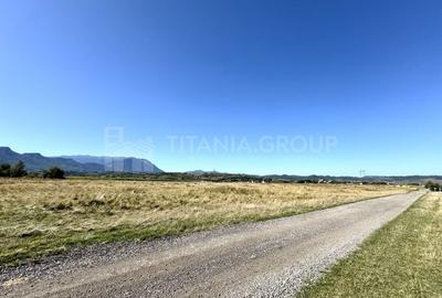 Teren intravilan parcelabil, priveliște spre munți, Sohodol, Bran - 4