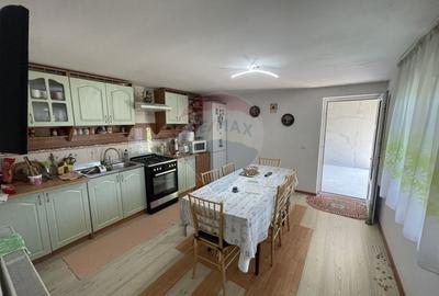 Casă cu 3 camere cu Teren 900 Mp în Roșioara - 6