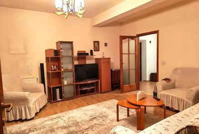 Apartament cu 4 camere decomandat în Central - 13