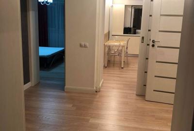 Apartament cu 3 camere decomandat în Central - 2