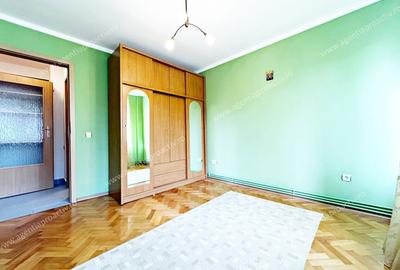 Apartament cu 3 camere , etajul 2, situat în inima orașului. - 3