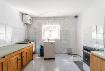 Casa rustica S+P+1 in oras, zona Gruiului, Campulung, AG - 8