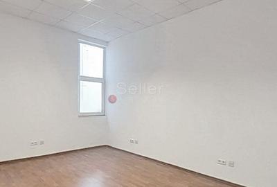 Spațiu comercial, de 430 mp, în Centrul Civic - 10