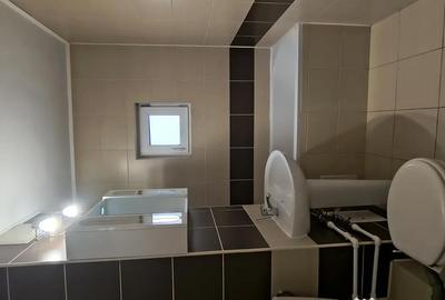 Apartament cu 4 camere decomandat în 1 Mai - 1