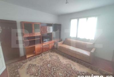 Casa 4 camere, 2610 mp teren, zona Solca, Radauti - 7
