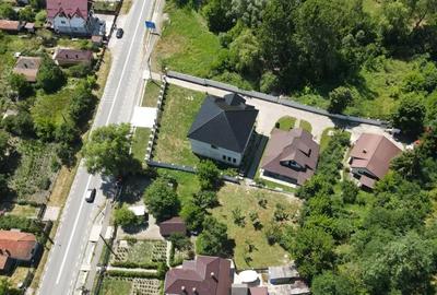 Teren de 614 mp, în Central - 8