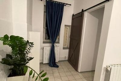 Apartament cu 3 camere decomandat, mobilat în Polonă - 3