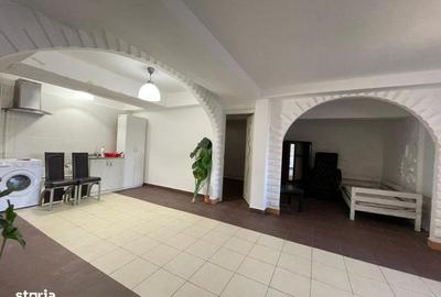 Casă cu 9 camere cu Teren 550 Mp în Băneasa - 8
