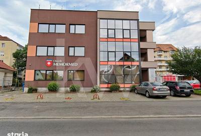 Spațiu comercial, de 914 mp, în Central - 3