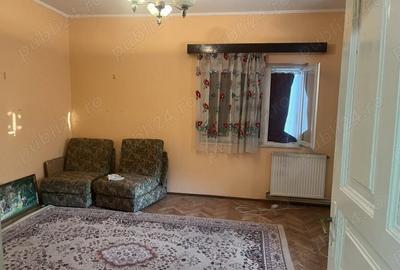 Casă cu Teren 2000 Mp în Central - 2