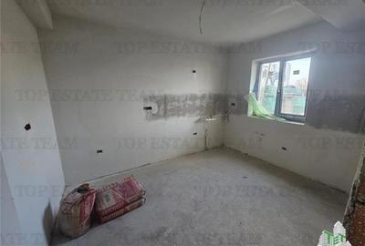 Casă individuală cu 4 camere cu Canalizare în Prelungirea Ghencea - 9