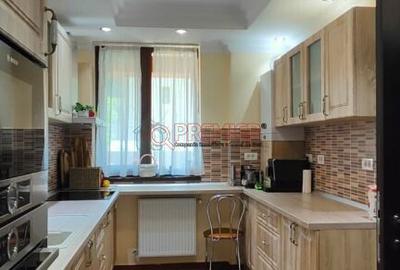 Casă cu 5 camere cu Teren 265 Mp în Central - 4