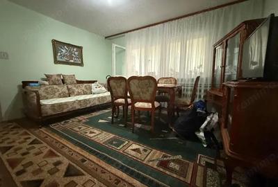Apartament 3 camere, 65 mp, etaj 2, pozitie excelenta in zona Soarelui
