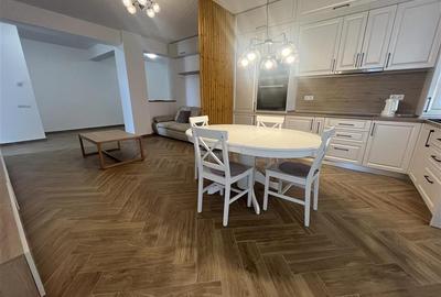 Apartament cu 3 camere decomandat, mobilat în Central - 2