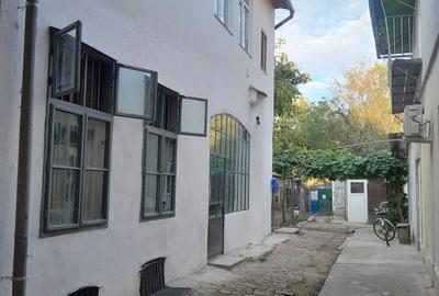 Apartament cu 2 camere în Central - 1