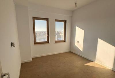 Apartament cu 3 camere în Brestei
