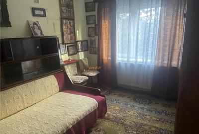 Apartament cu 3 camere nedecomandat în Gară