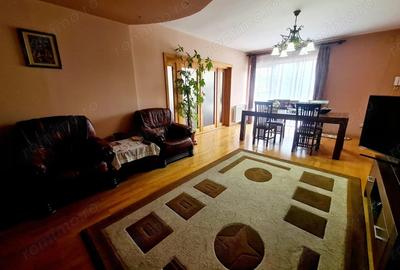 Casă cu 10 camere cu Teren 781 Mp în Cartierul Traian - 2