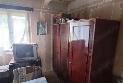 Casă cu 4 camere în Nadăș