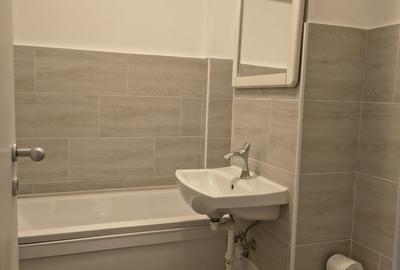 Apartament cu 3 camere în Micro 3 - 3