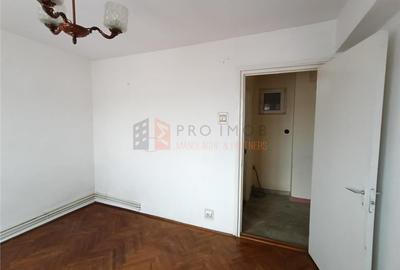 EXCLUSIVITATE!!!  Apartament 3 camere cf1 decomandat zona Centru - 6