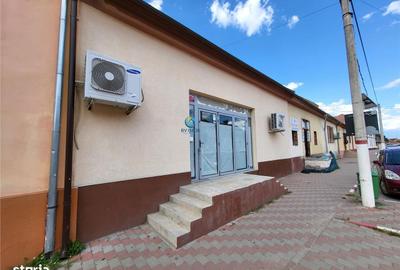 Spațiu comercial, de 75 mp, în IAR - 15