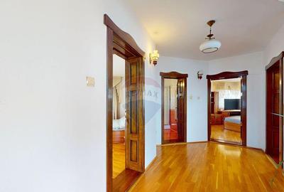 Vila deosebita cu gradina superba ?i panorama - Gh... - 35