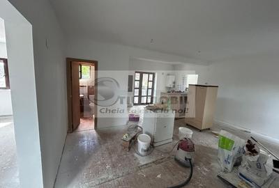 Casă individuală cu 6 camere în Horpaz