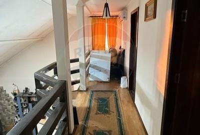 Casă / Vilă cu 5 camere - 18